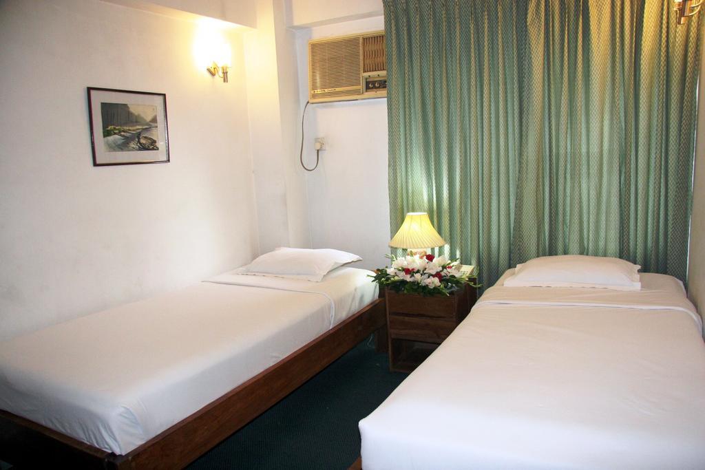 White House Hotel - City Center Dhaka Exterior photo